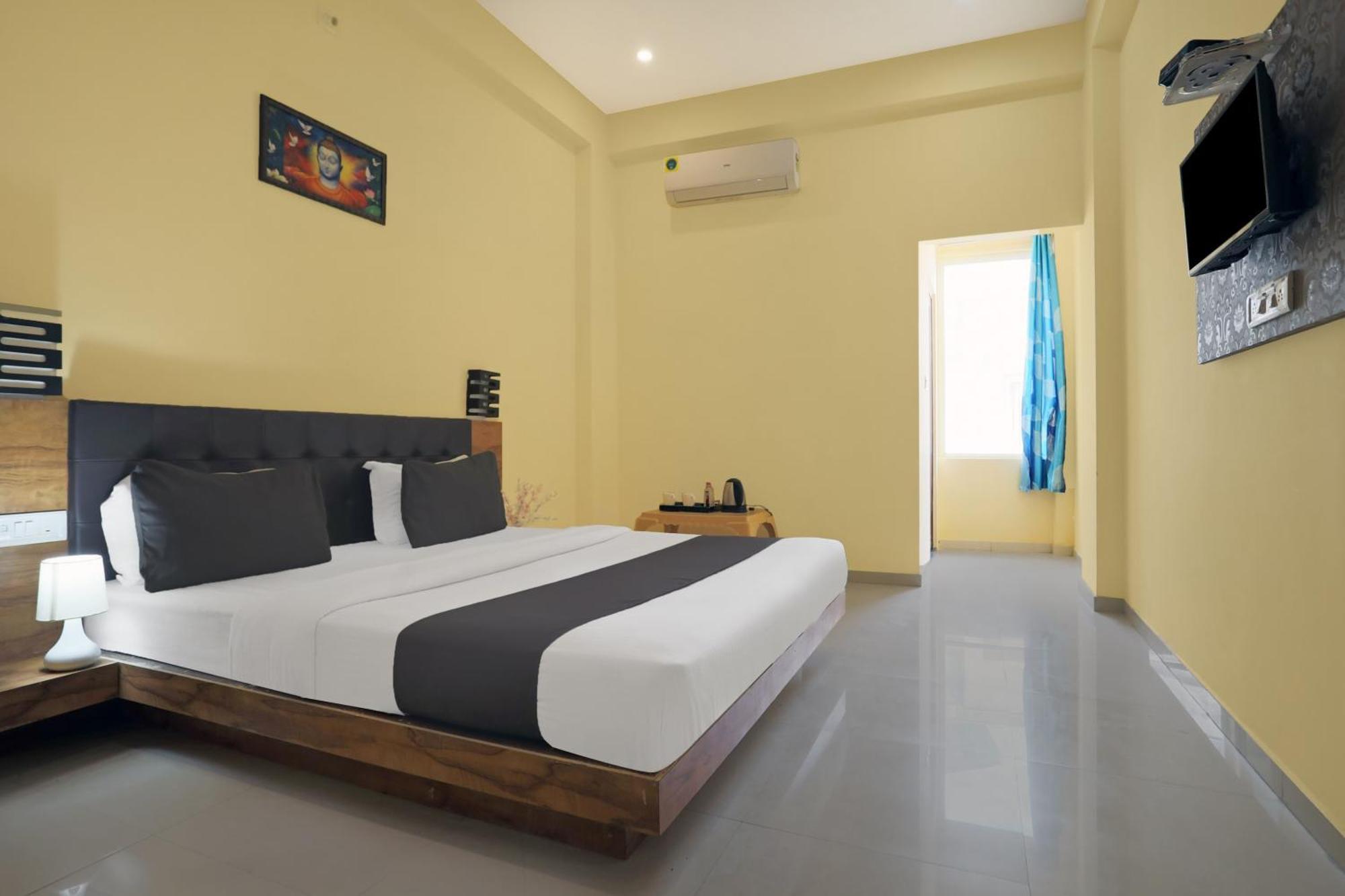 Hotel Collection O Amet Garh à Udaipur Extérieur photo